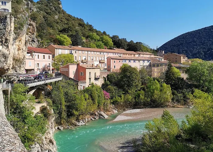 Hotel Bulles d'Olive Provence avec option jacuzzi à Nyons