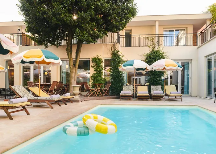5 star hotel: Maison Des Ambassadeurs