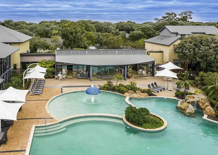 Hotel with Tennis: The Sebel Busselton