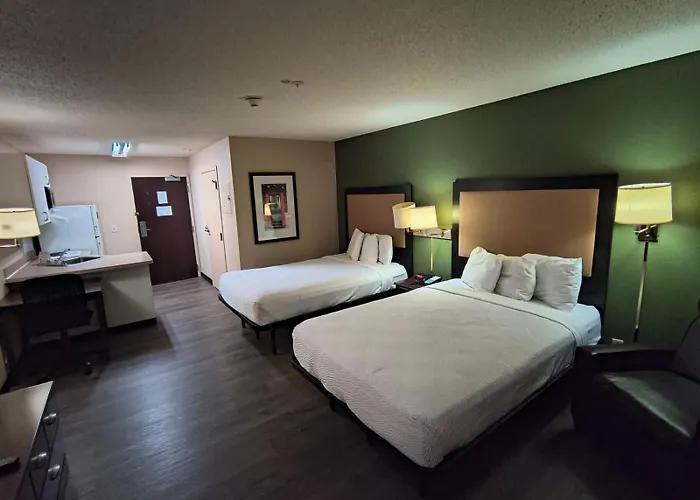 Pet Friendly hotel: Extended Stay America Suites - Chicago - Schaumburg - I-90