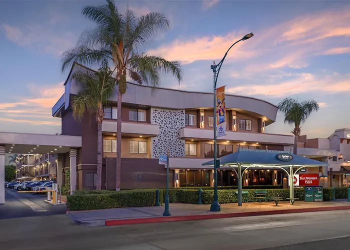 Best Western Plus Park Place Inn - Mini Suites