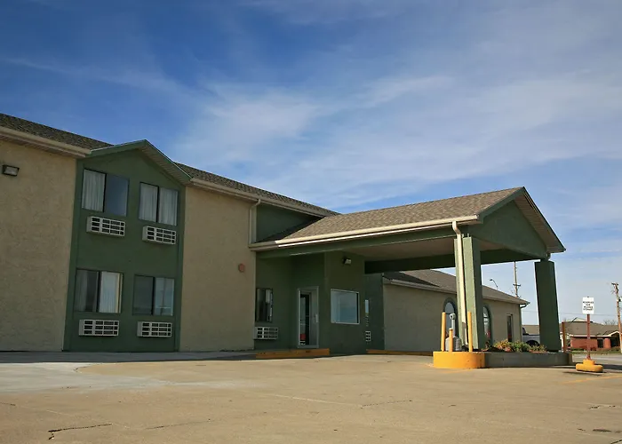 New Victorian Inn & Suites-