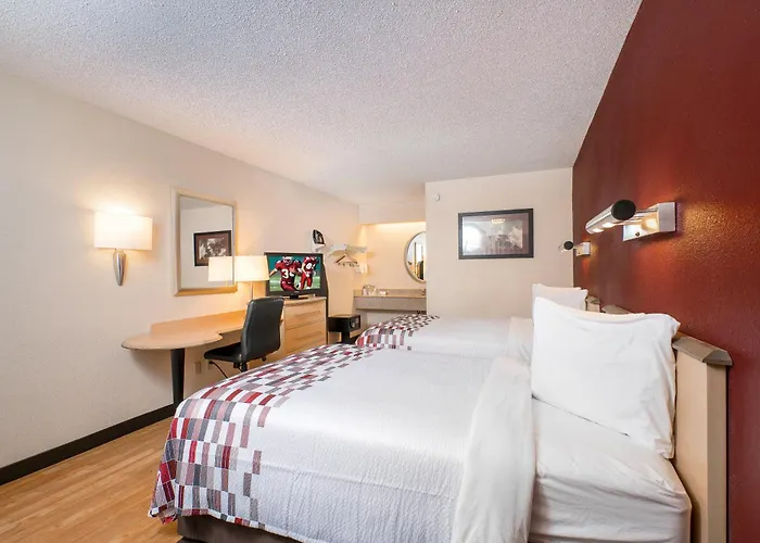 Motel: Red Roof Inn Chesapeake Conference Center