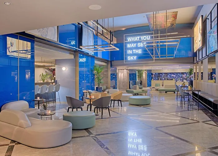 Hotel con piscina: Nh Napoli Panorama