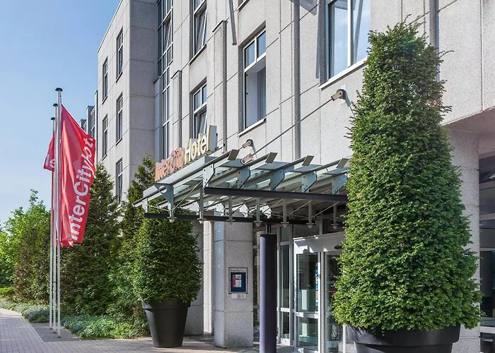 Pets Allowed Hotel Intercityhotel Rostock