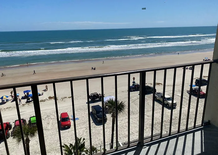 Days Inn By Wyndham Daytona Oceanfront