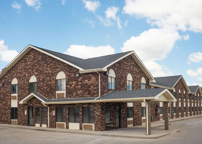 Hotel: Days Inn By Wyndham Muncie -Ball State University