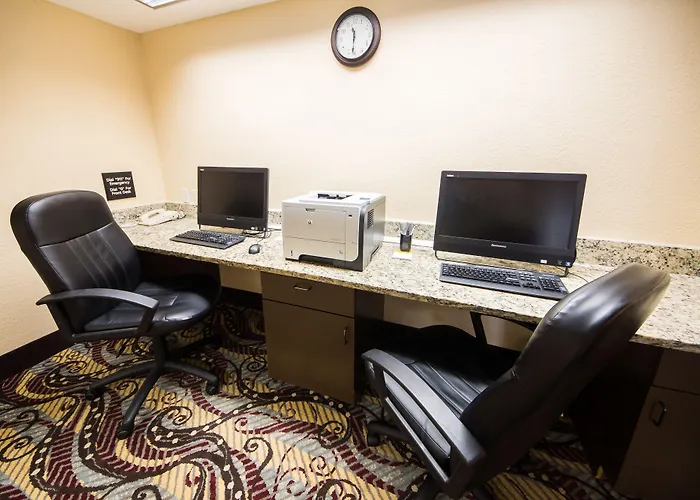Cheap hotels Ramada By Wyndham Orlando Florida Mall