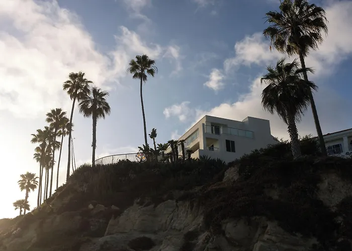 Casa Loma Beach