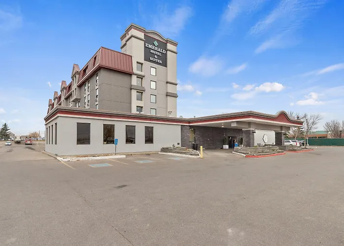 Emerald & Suites Calgary Airport