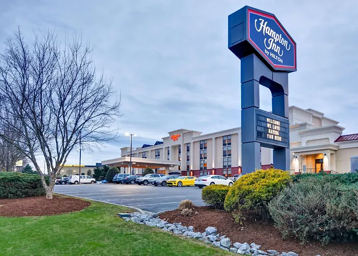 Romantic hotel: Hampton Inn Hendersonville