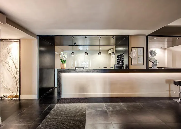 Hotel 4 estrelas: Hotel Villafranca