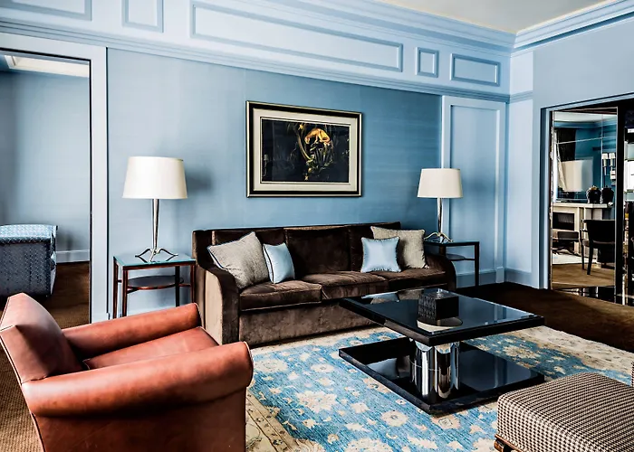 Hotel de 5 estrellas: Prince De Galles, A Luxury Collection Hotel, Paris