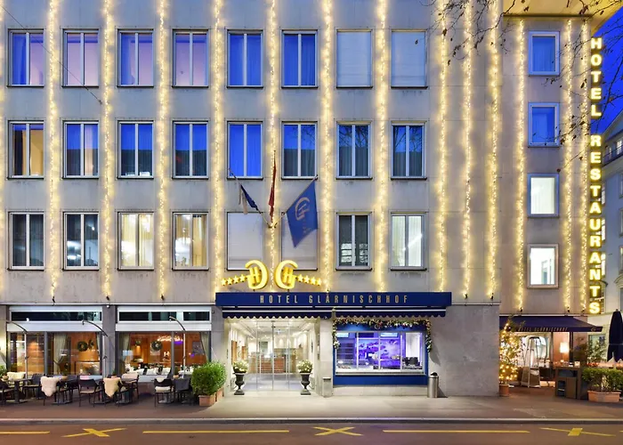 Hotel con tenis: Glaernischhof By Trinity