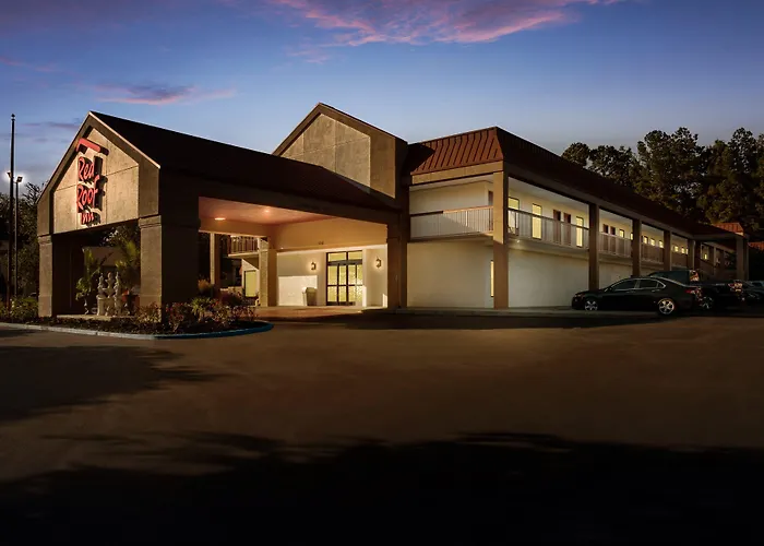 Motels Red Roof Inn Tupelo