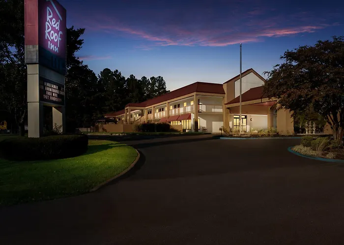 Motels Red Roof Inn Tupelo