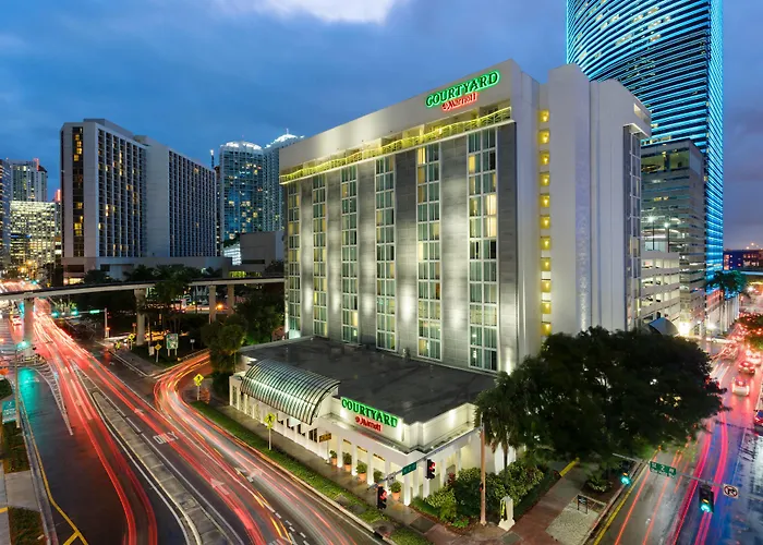 Hotel: Courtyard Miami Downtown Brickell Area