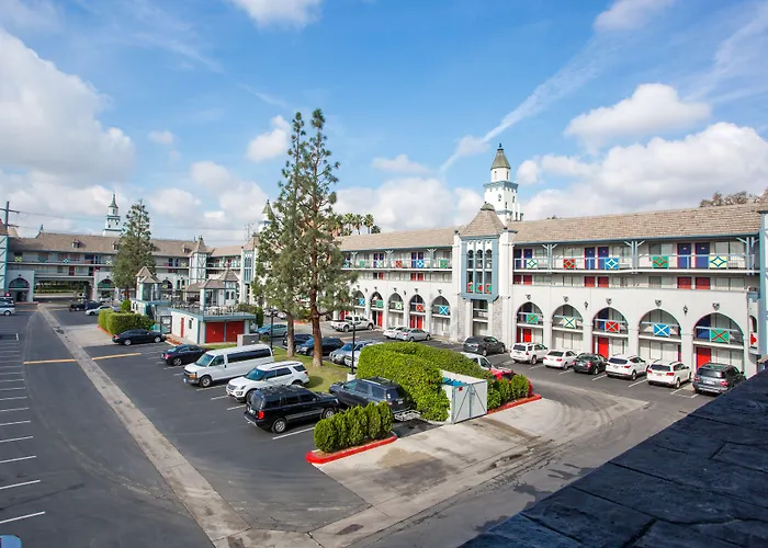 3 star hotels Castle Inn And Suites Anaheim