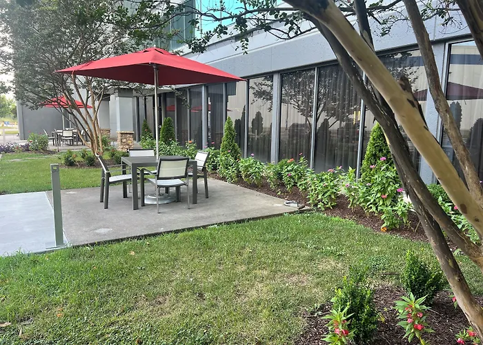 Holiday Inn Nashville Downtown - Stadium By Ihg