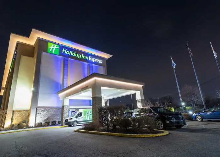 Hotel with view: Holiday Inn Express - Newark Airport - Elizabeth By Ihg