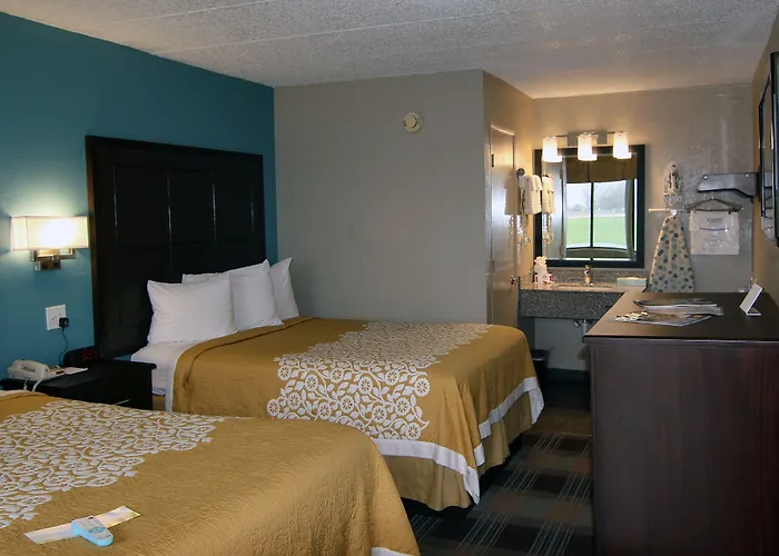 Days Inn & Suites By Wyndham Springfield On I-44