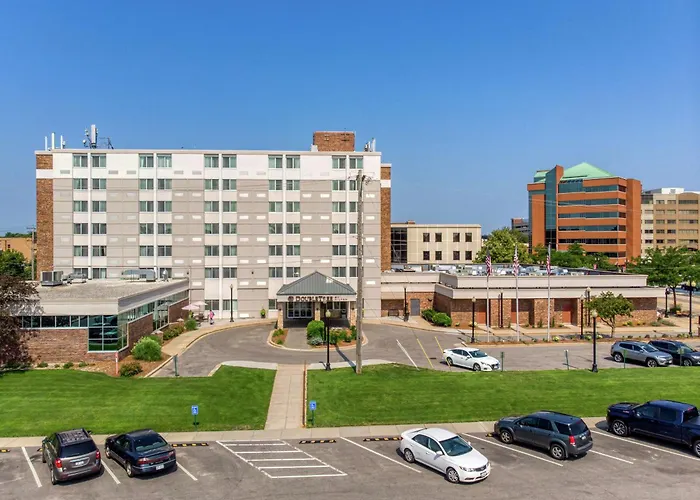 Doubletree By Hilton Neenah