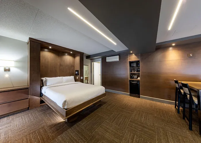 Hotel & Suites Normandin Quebec