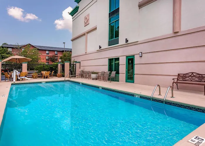 Resort: Wingate By Wyndham Macon I-75