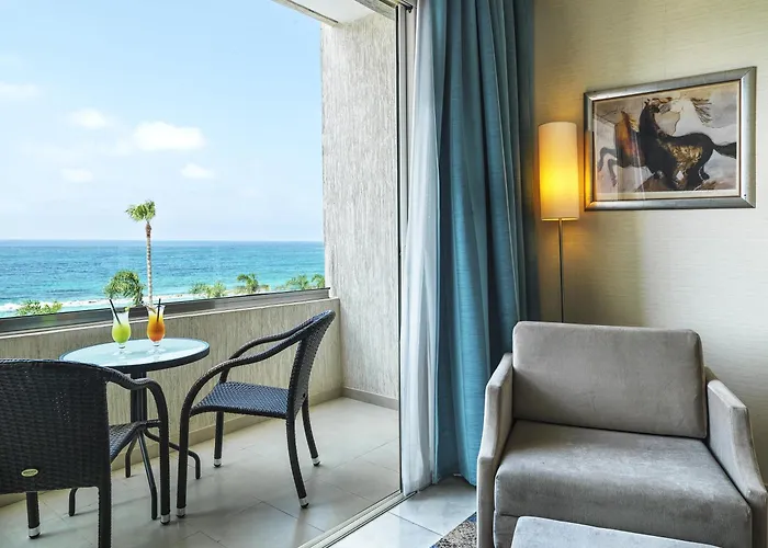 Alexander The Great Beach Hotel Paphos