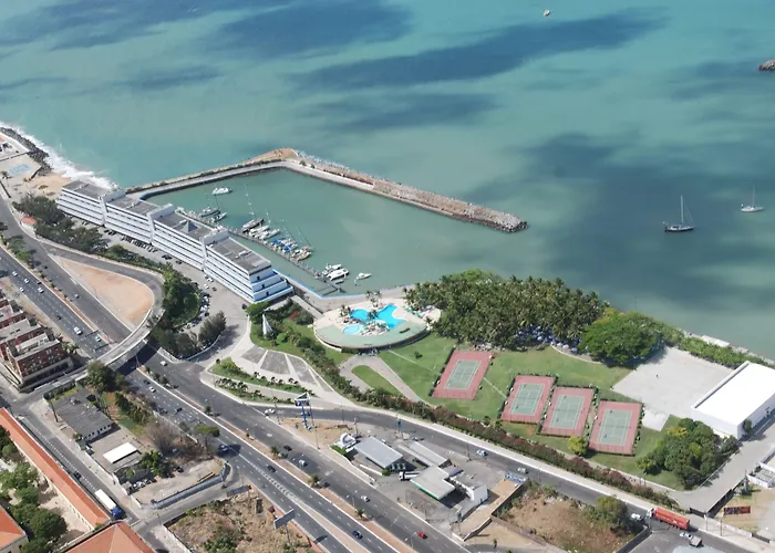  Marina Park