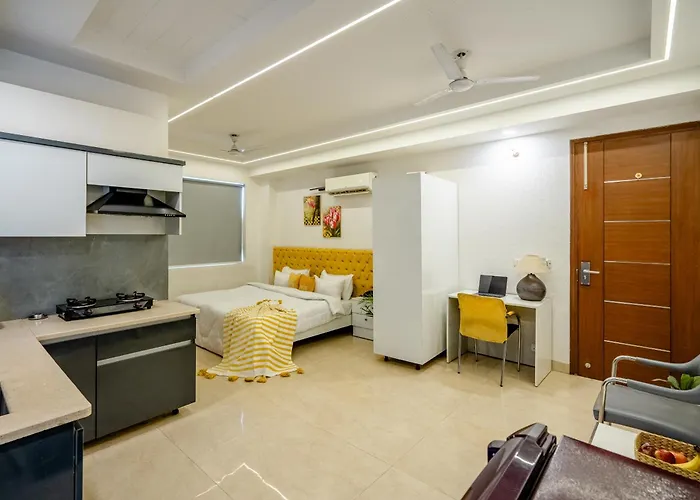 Boutique hotel only: Lime Tree Luxury Studio - Service Apartment Near Artemis Hospital ,Gurgaon