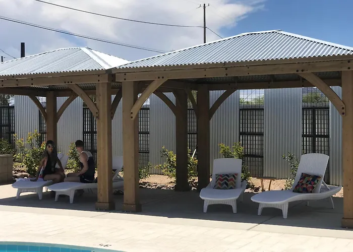 Ping Pong hotel: Hotel Mccoy Tucson - Art, Coffee, Beer, Wine, Pool