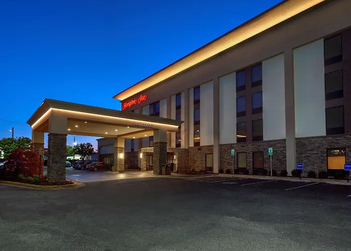 Pet Friendly hotel: Hampton Inn Dumfries/Quantico