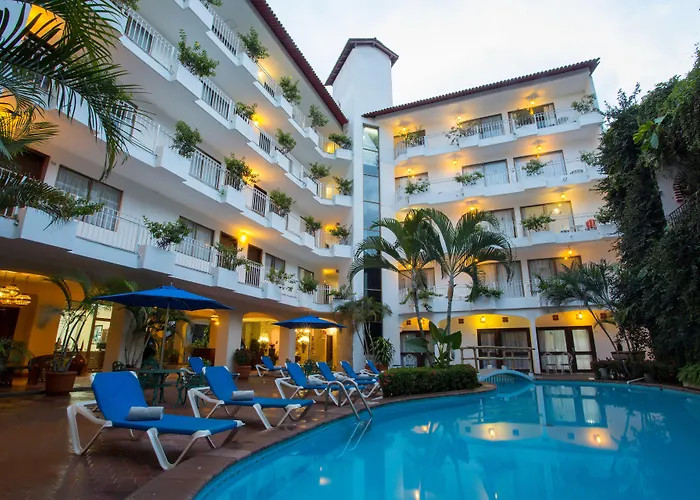 Los Arcos Suites Puerto Vallarta