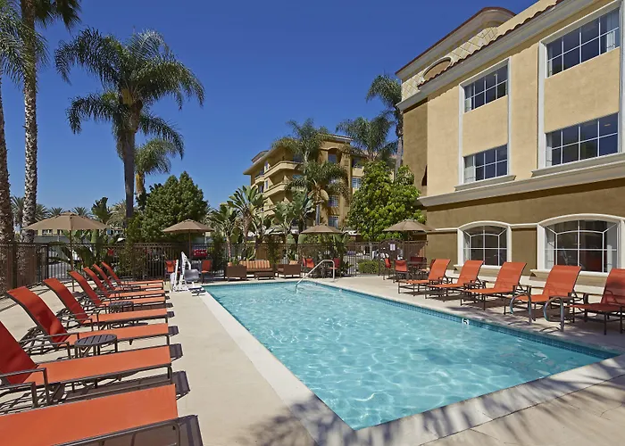 Anaheim Portofino Inn & Suites