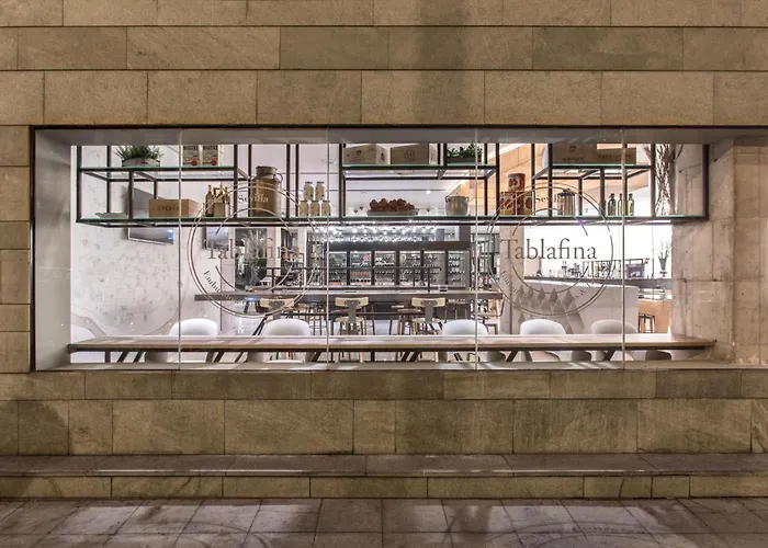 Centraal gelegen hotel: Nh Sevilla Plaza De Armas