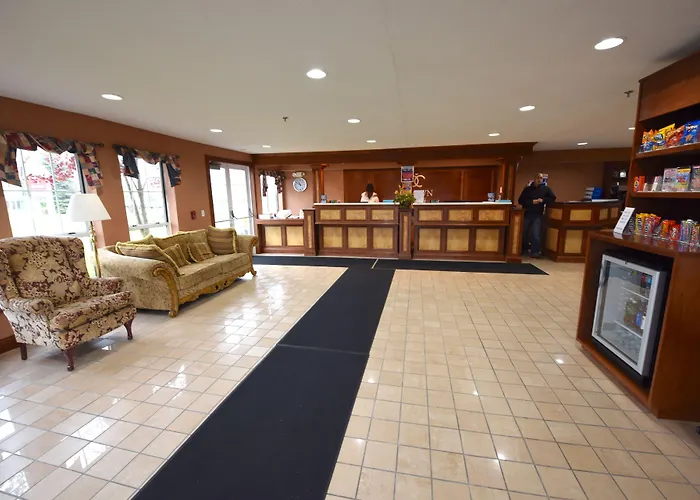 Luxury hotel only: Crown Choice Inn & Suites Lakeview And Waterpark