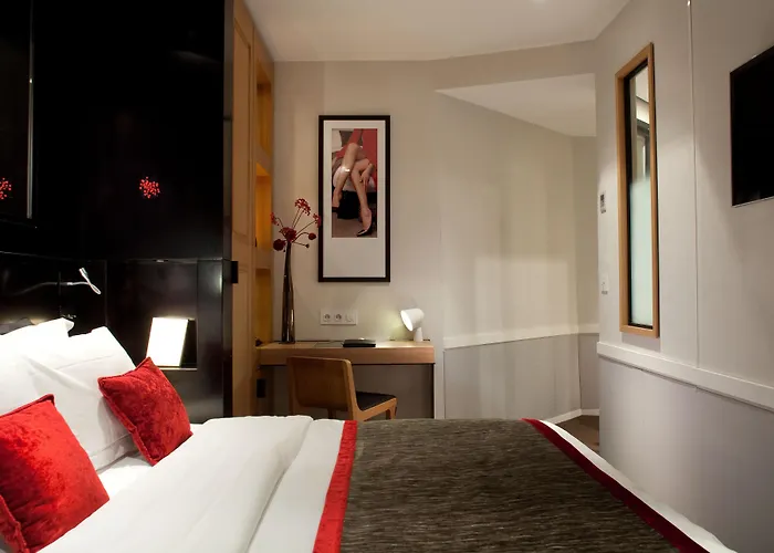 Hotel: Marceau Champs-Elysées