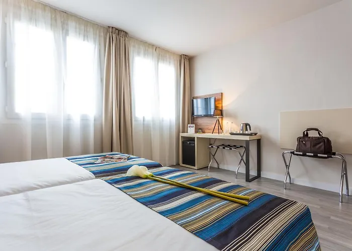 Hotel de 4 estrellas: Dwo Urban Granada