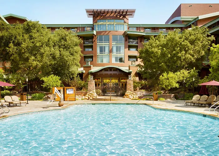 Hotels with pool Disney'S Grand Californian & Spa