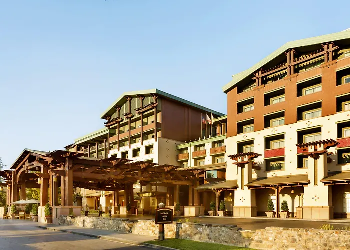 Hotels with pool Disney'S Grand Californian & Spa