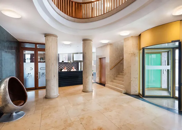Self Catering: Lindner Hotel Frankfurt Main Plaza, Part Of Jdv By Hyatt