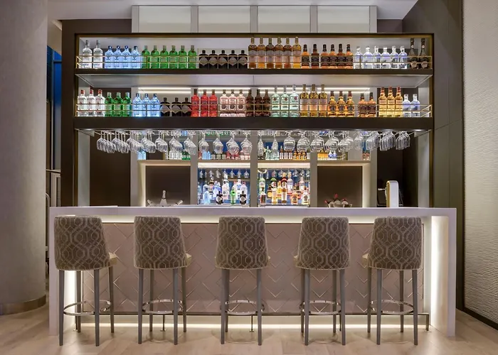 Ac Hotel Som By Marriott L'Hospitalet de Llobregat