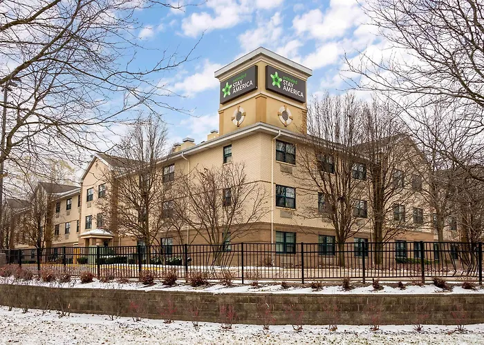 Pet Friendly hotel: Extended Stay America Suites - Chicago - Schaumburg - I-90