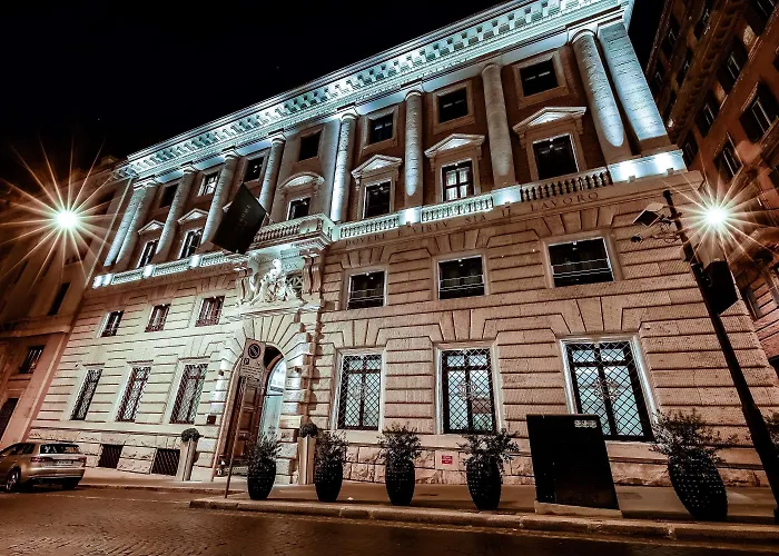 Jacuzzi hotel: Aleph Rome Hotel, Curio Collection By Hilton