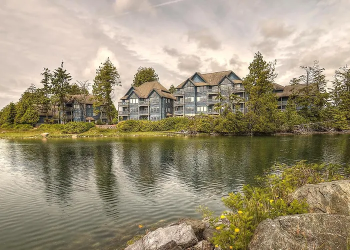 Romantic hotel: Waters Edge Shoreside Suites