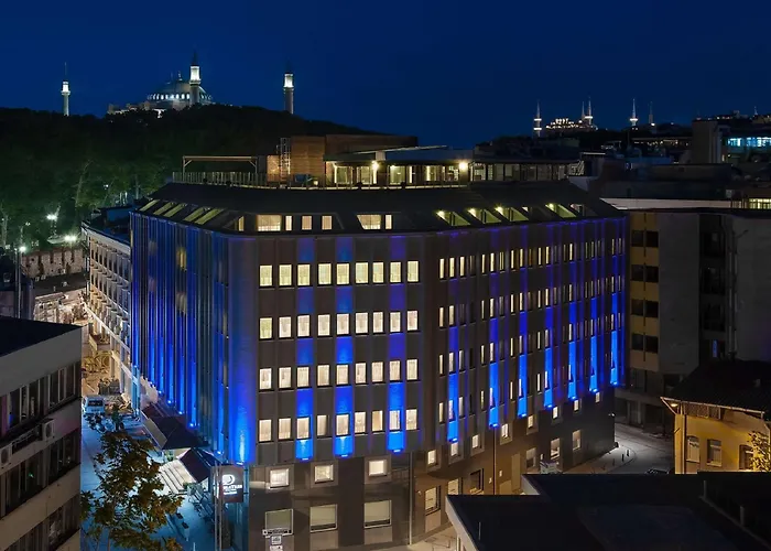 Hotel Jacuzzi: Doubletree By Hilton Istanbul - Sirkeci