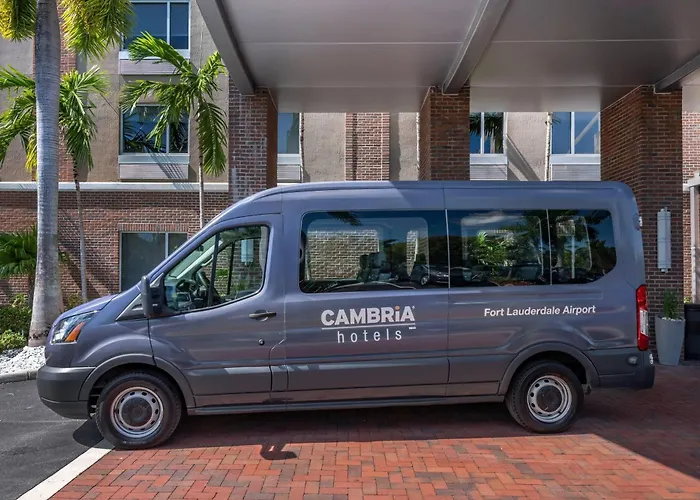 Jacuzzi hotel: Cambria Hotel Ft Lauderdale, Airport South & Cruise Port