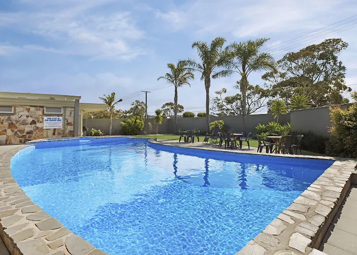 Adelaide Road Motor Lodge