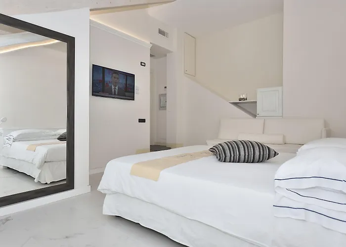 Villa Lara Hotel